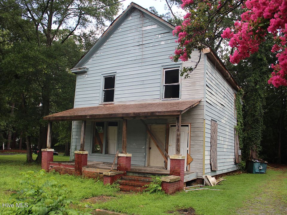 2nd image of 418 Mcglohon Street N