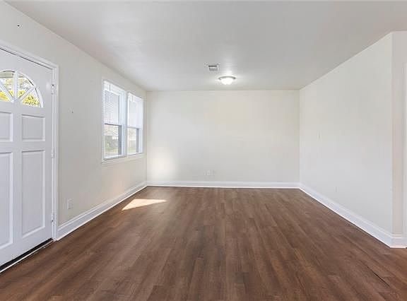 4th image of 3828 William Ave
