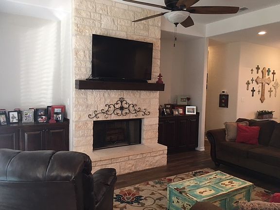 2nd image of 709 Woodland Park Dr