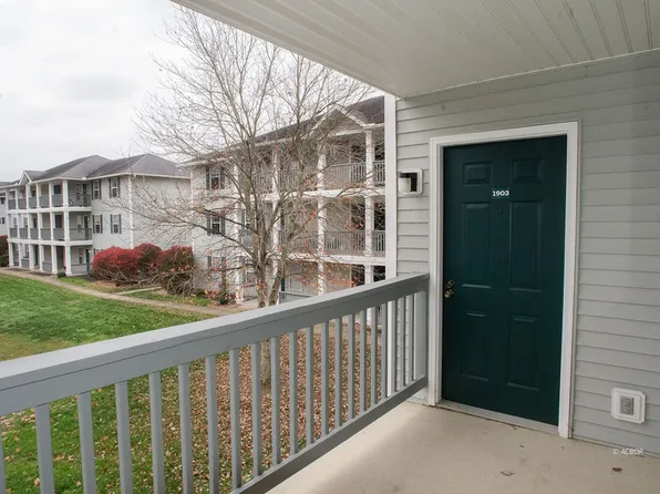 15 S Shafer St APT 1903, Athens, OH 45701