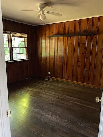 2049 Juanita St — Photo 12