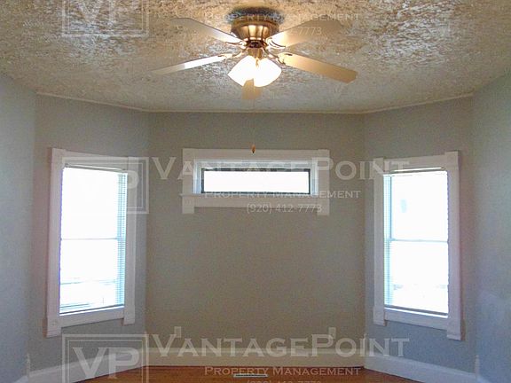 3rd image of 707 Doty St