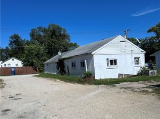 1770 E Maple St, Kankakee, IL 60901