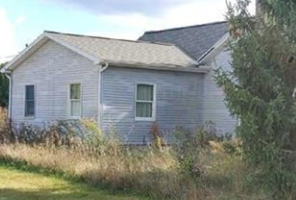 2nd image of 12677 Walker Rd