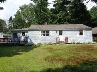 11 Old Acres Rd, Holland, MA 01521