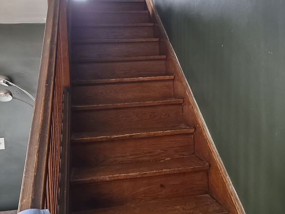 5th image of 1065 Bruck St