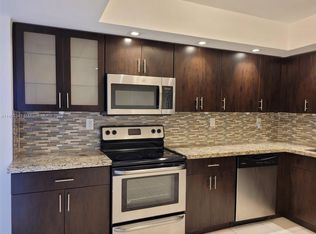 1470 NE 125th Ter #PENTHOUSE 1, North Miami, FL 33161