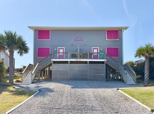 7411 Ocean Dr, Emerald Isle, NC 28594