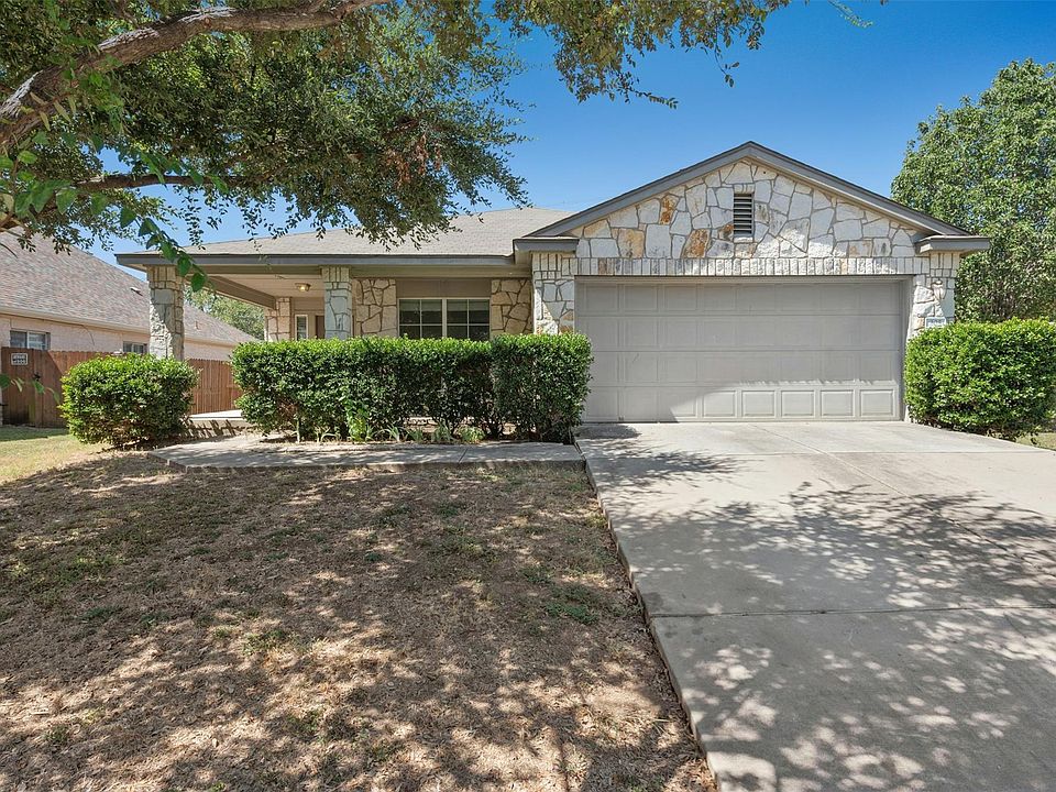1st image of 305 Verano Dr