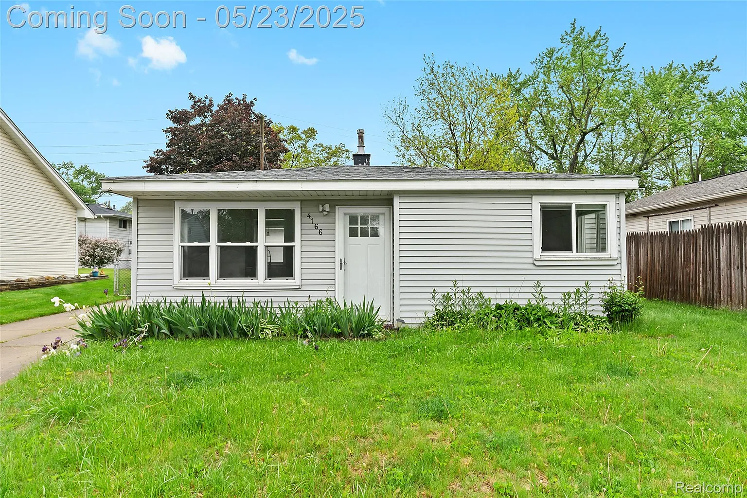 4166 Forbush Ave photo 1