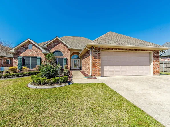 182 Lansdown Dr, Houma, LA 70360