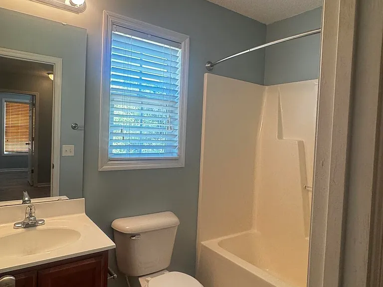 104 Republic Ct — Photo 16