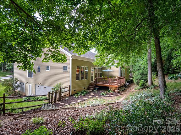 3rd image of 541 Welsh Partridge Cir