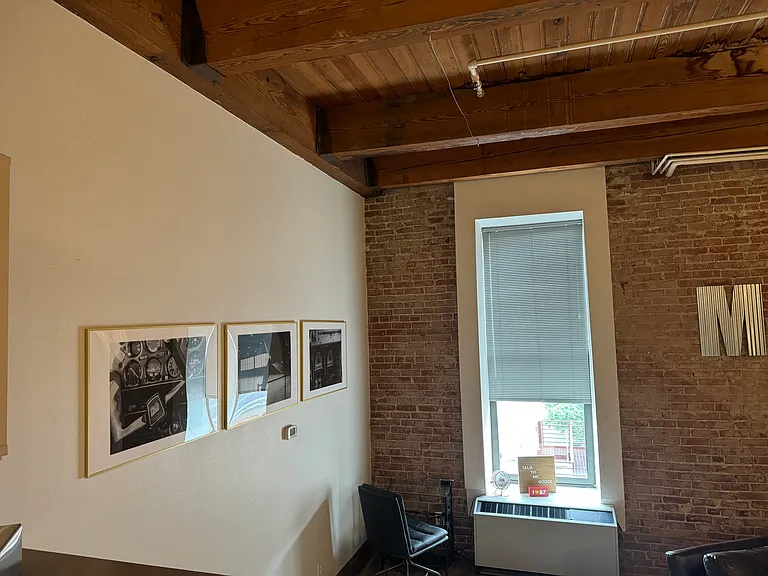 308 W 8th St #310 — Photo 10