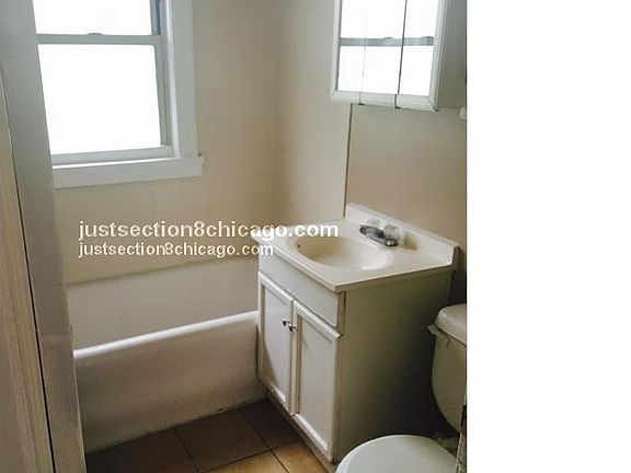 2nd image of 7615 S Blackstone Ave APT 3
