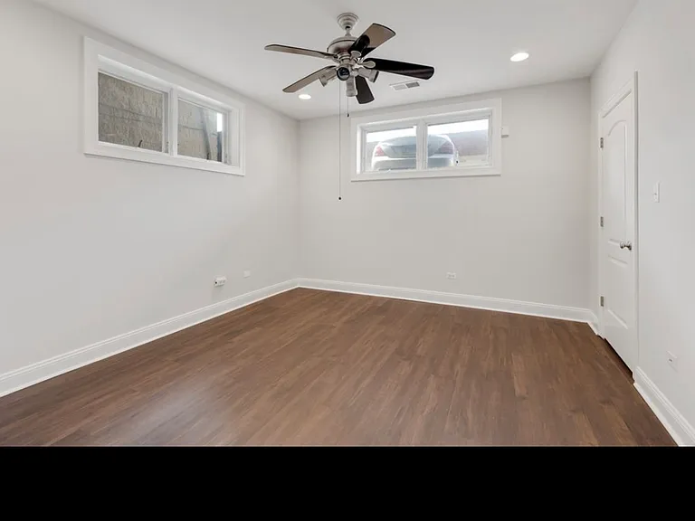 31 E 26th St #1 — Photo 10
