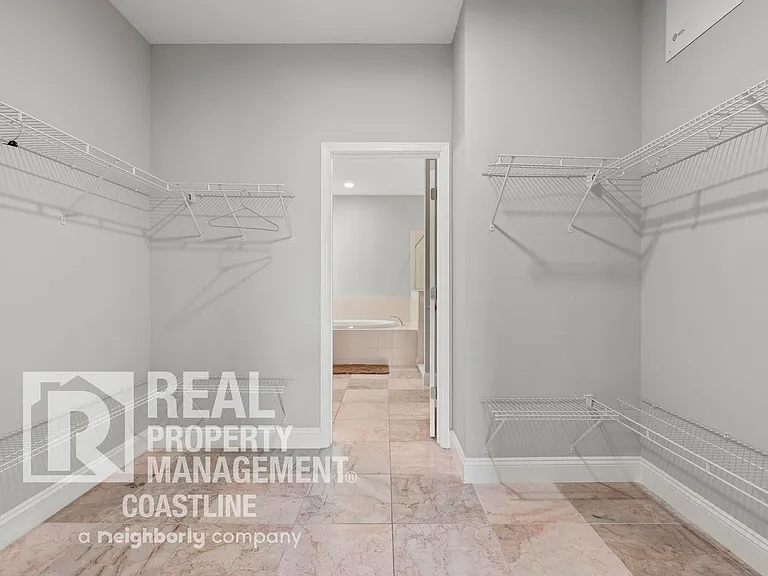2585 Hobblebrush Dr — Photo 22
