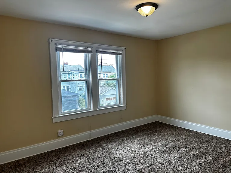 547 E Deshler Ave — Photo 16