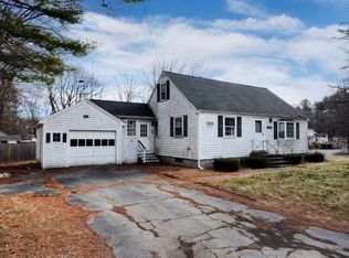 559 North St, Georgetown, MA 01833