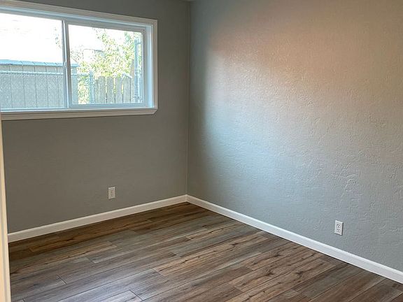 5th image of 827 25th St SE #11770338