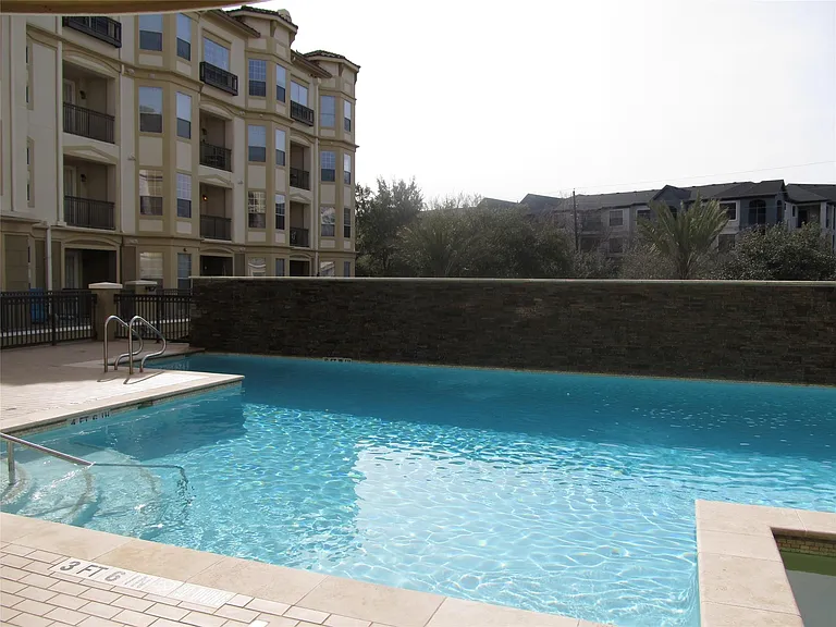 7575 Kirby Dr #3202 — Photo 34
