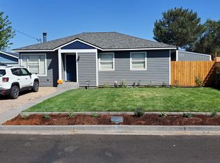 1444 SW 11th St, Redmond, OR 97756