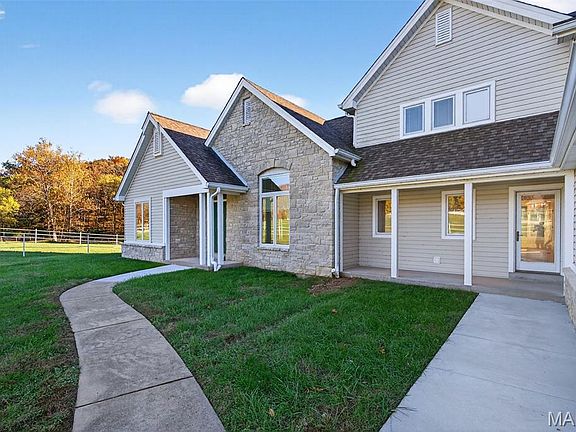 4th image of 18360 Pinhook Hollow Dr