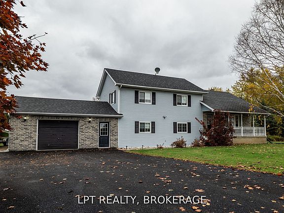 3rd image of 2202 Sands Rd