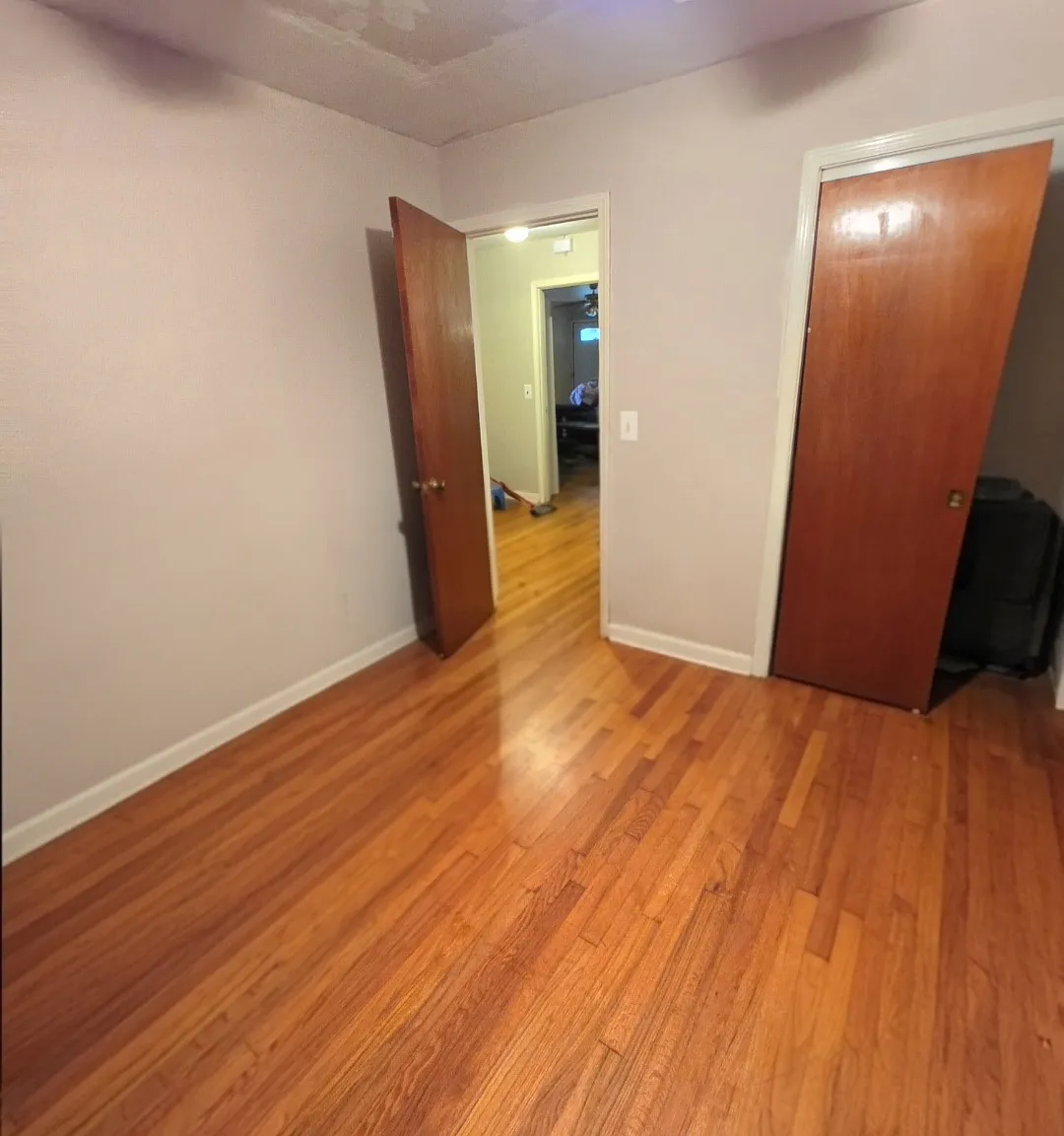 1 bed, 1.5 bath, 1389 sqft, $800 — Photo 3