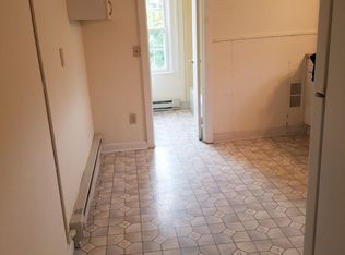 2 Bay Road, Newmarket, NH 03857