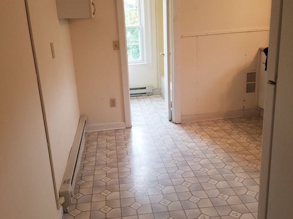 2 Bay Rd #4