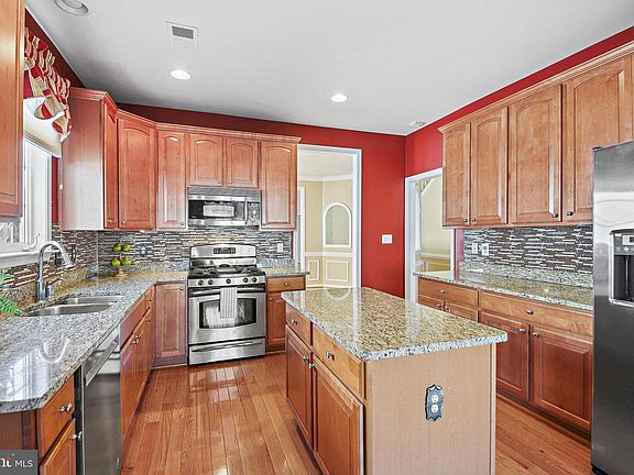 4th image of 6143 Beton Ct
