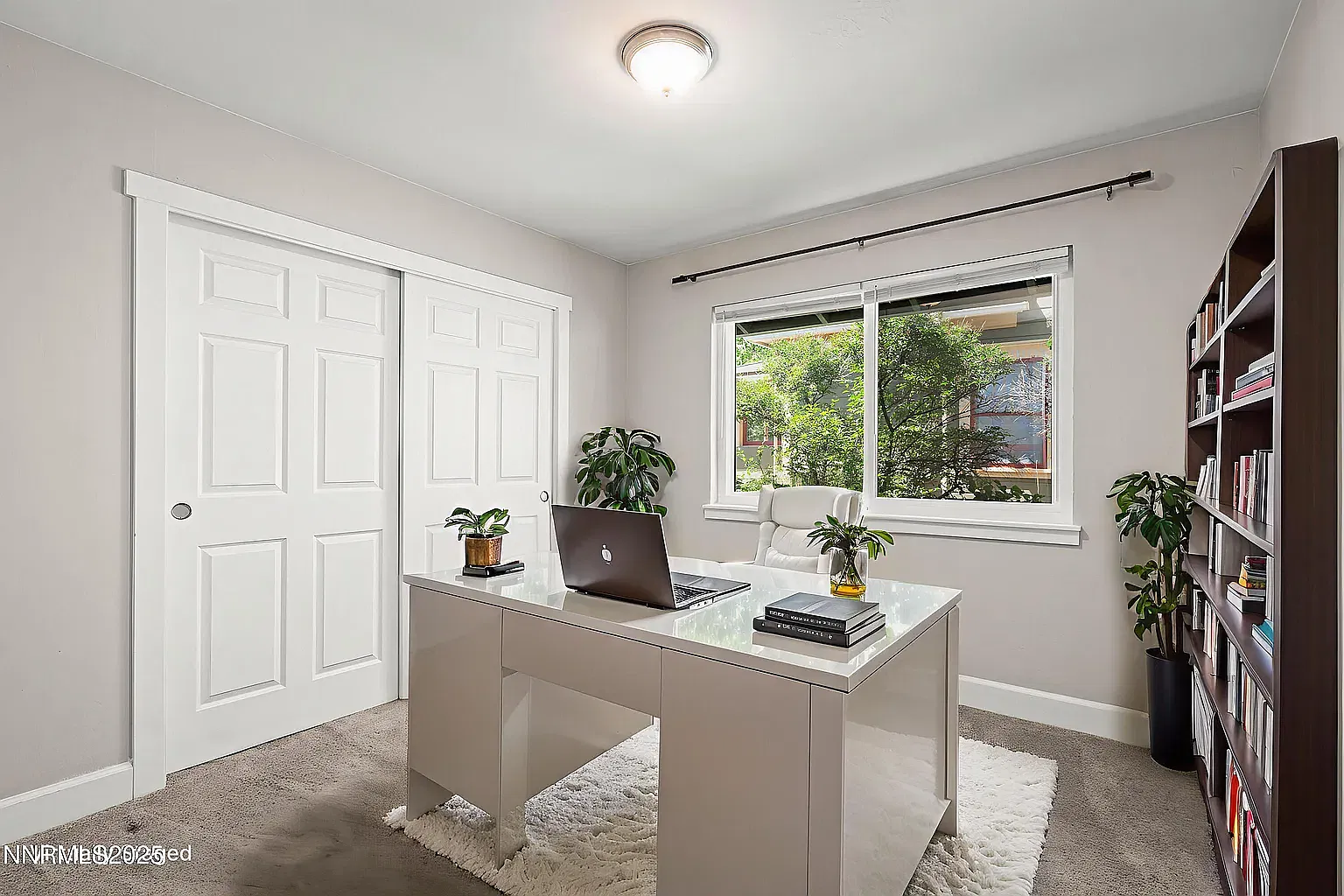 1227 Gordon Ave — Photo 4