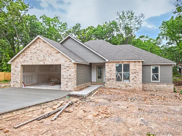 18855 W Hunters Ct, Park Hill, OK 74451