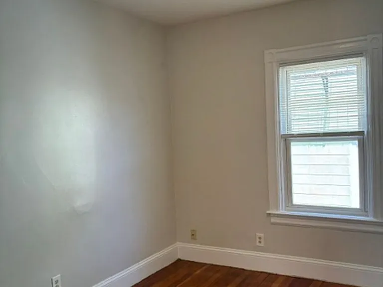 63-65 Larch St — Photo 12