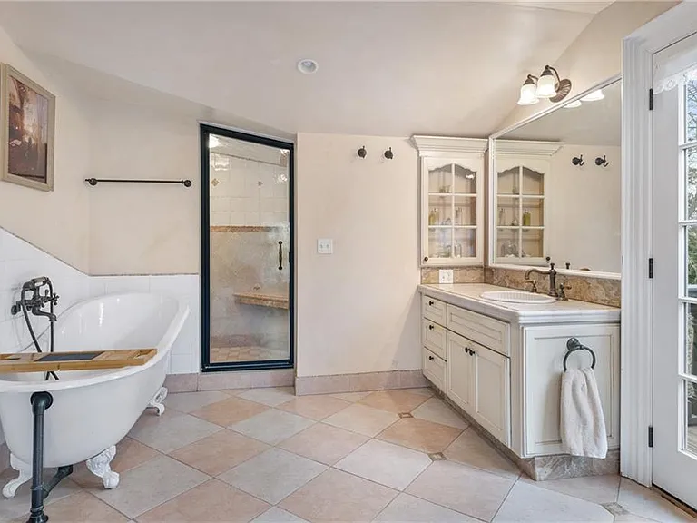287 Gibbs Ave — Photo 29