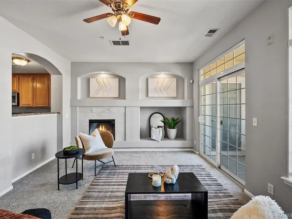 431 Black Feather Loop #813, Castle Rock, CO 80104