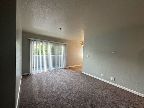 3rd image of 29536 Dixon St APT 12