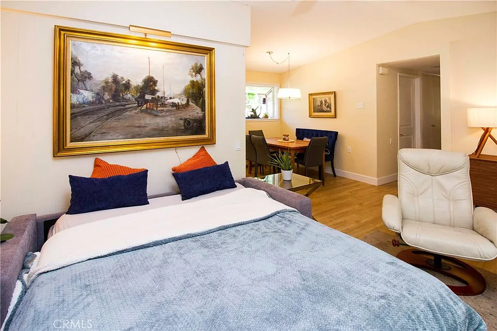 2 bed, 1.5 bath, 953 sqft, $3,200 — Photo 4