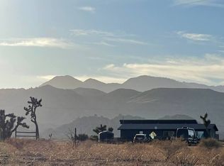 5124 Tom Mix Rd, Pioneertown, CA 92268