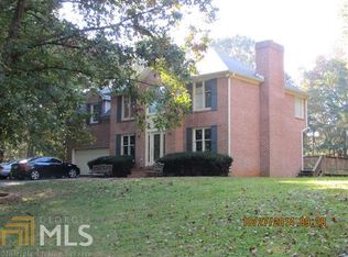 26 Hidden Valley Ln, Cartersville, GA 30121