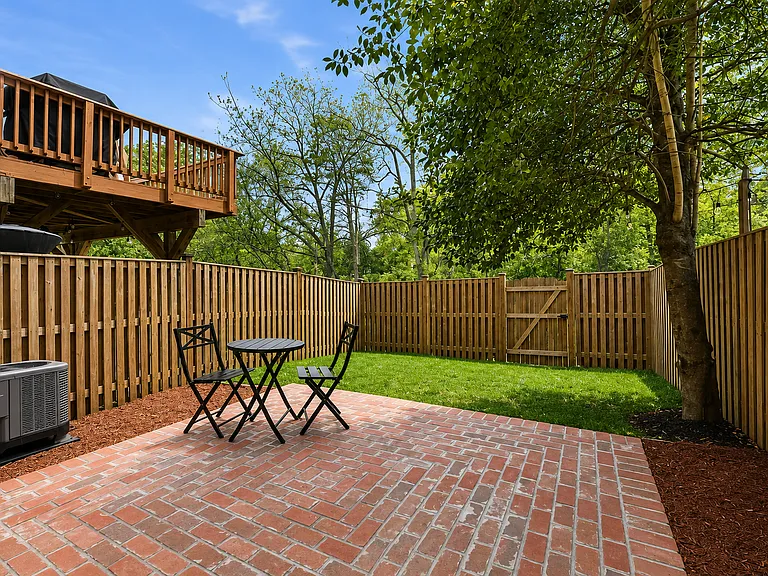 3603 Sweethorn Ct — Photo 31