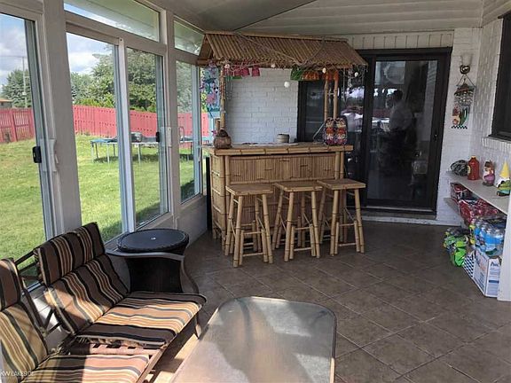 4th image of 42971 Driftwood Dr