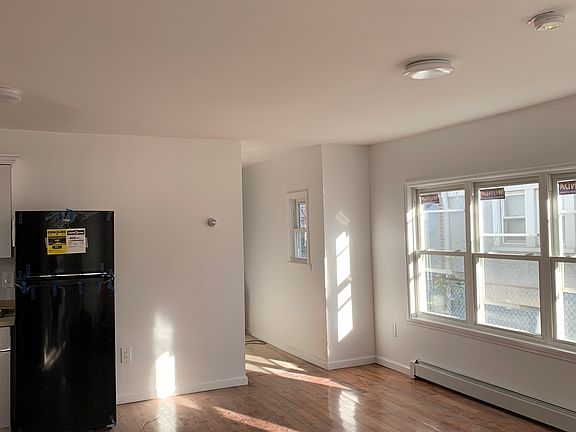 2nd image of 108-11 172nd St #2