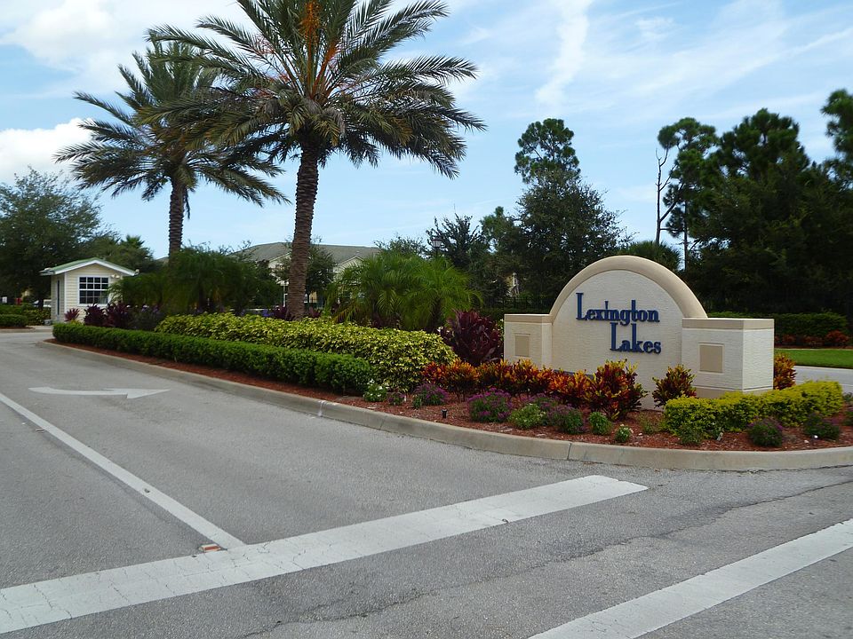 1st image of 1560 SE Hampshire Way APT 202