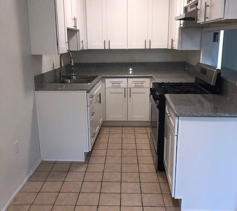 1st image of 7222 Whittier Ave APT F