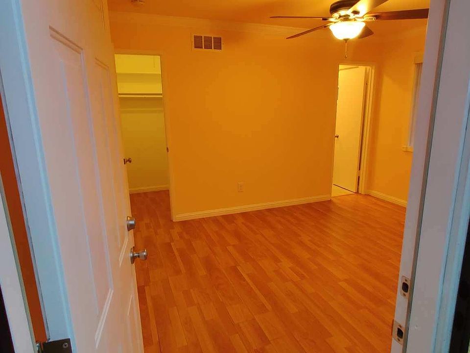 1st image of 12764 De Garmo Ave