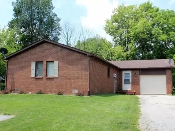 1226-1228 Northpointe Dr, Mooresville, IN 46158