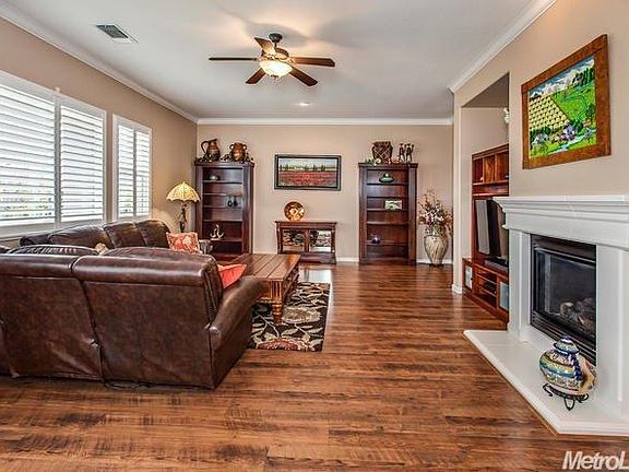 5th image of 6041 Creekberry Way
