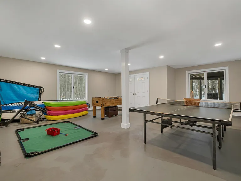 41 Regis Rd — Photo 38